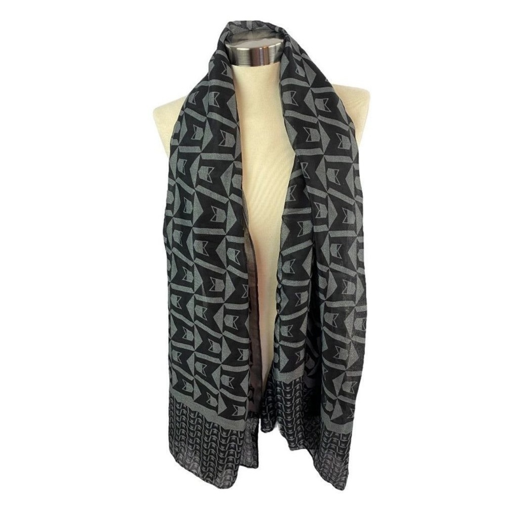 NWOT Mephisto Lightweight Black Gray Print Scarf 70 x 28"